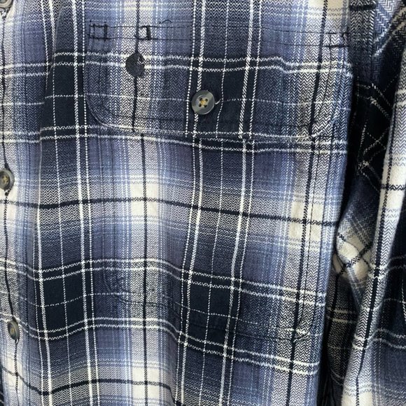Carhartt Thick Cotton Material Plaid Work Shirt - Picture 5 of 7